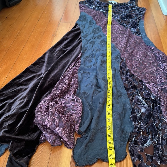 Velvet and lace bohemian Spencer Alexis Dress - Picture 11 of 12